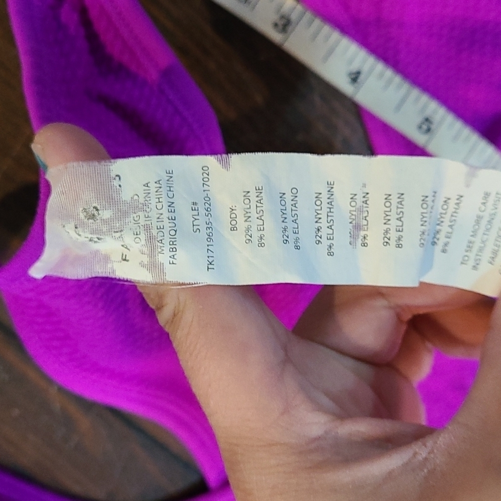 🦋 Fabletics Workout Top - Picture 6 of 7
